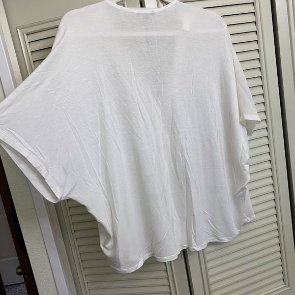 Express Button Front Blouse - Picture 5 of 6